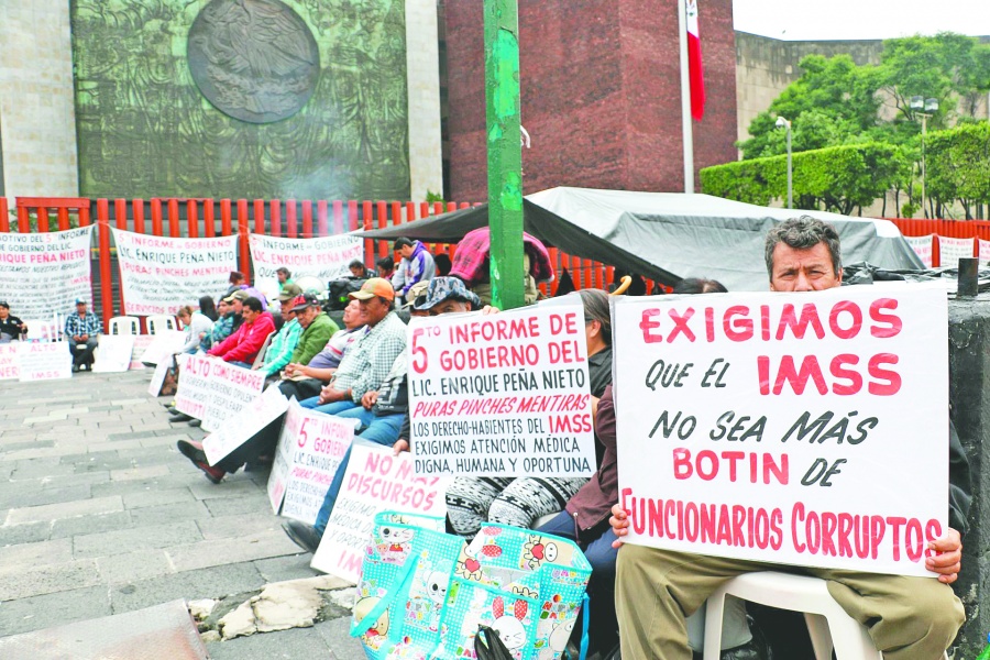 Para pensionados del IMSS el “daño ya está hecho”: expertos 