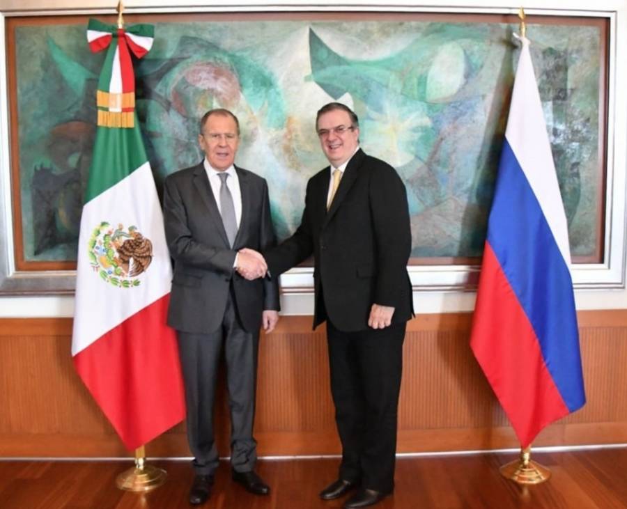 Ebrard recibe al canciller de Rusia; buscan impulsar el turismo entre países