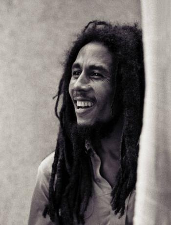 Lanzan video de “Redemption Song” por aniversario 75 de Bob Marley