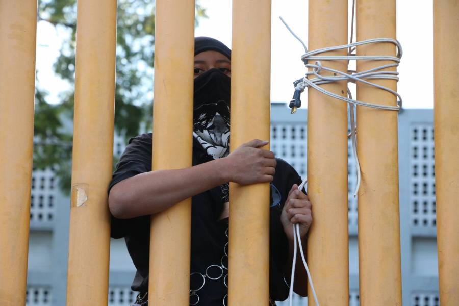 Paristas de prepa 9 se niegan a recibir a autoridades de la UNAM