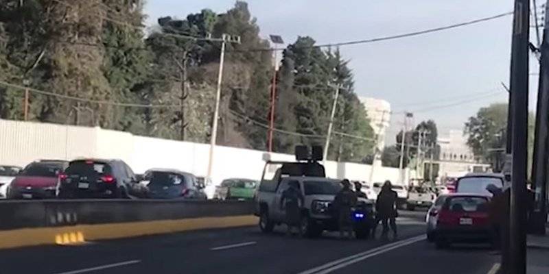 Marina y Guardia Nacional resguardan inmueble en Metepec
