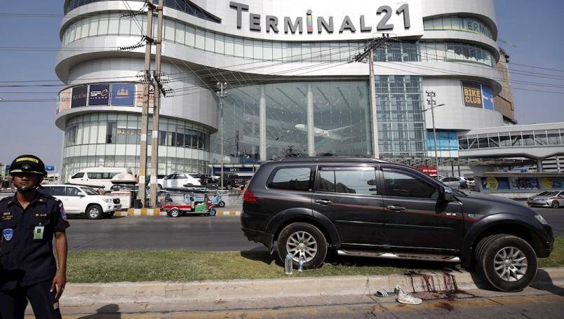 A 27 ascendieron los muertos por tiroteo en Tailandia