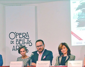 Camarena festeja 15 a&ntilde;os de su debut en Bellas Artes
