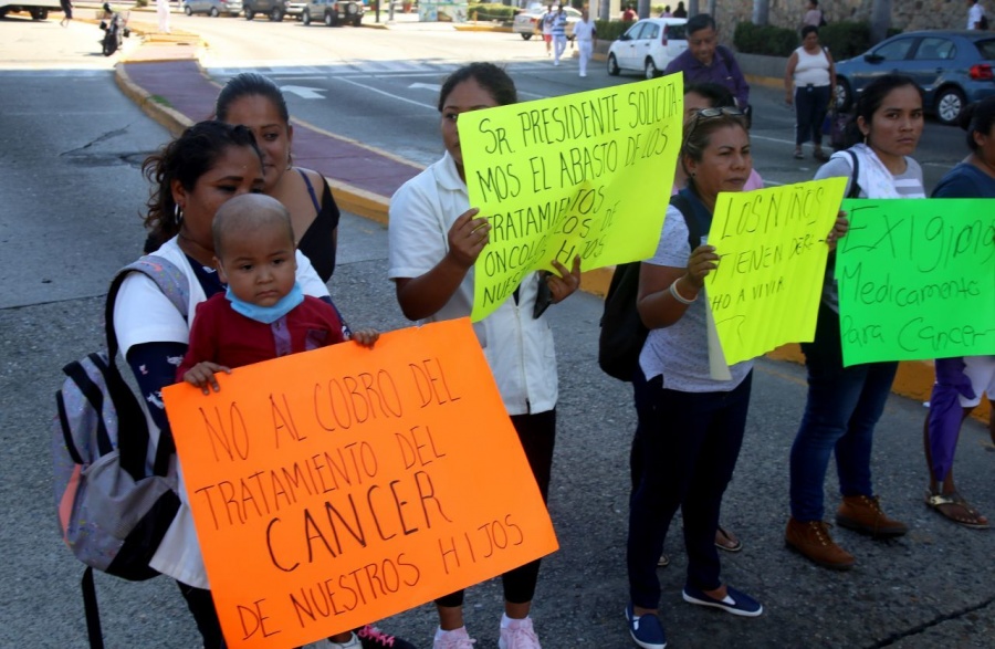 Dan 24 hora a gobierno para que dé medicinas para cáncer