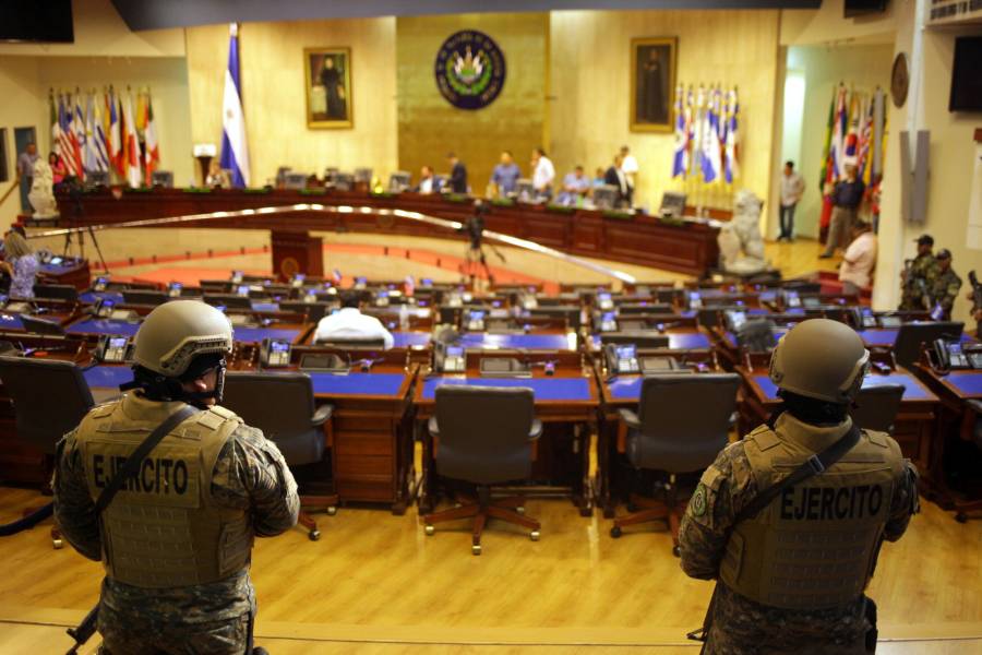 Congreso de El Salvador sin acuerdo para préstamo de Bukele