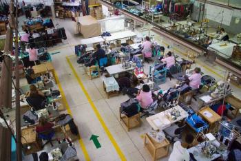 Actividad industrial suma 15 meses de descenso: INEGI