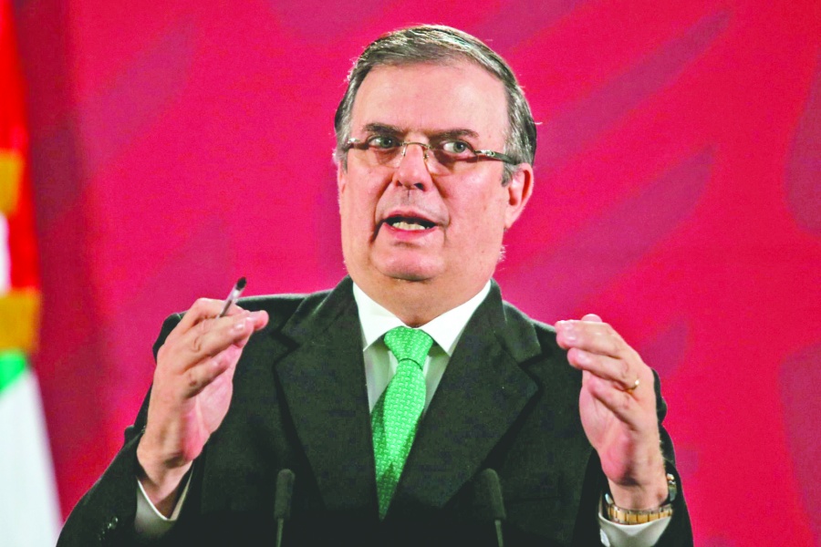 Bajan en 74.5% los migrantes que van a EU, destaca Ebrard 