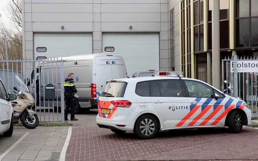 Dos bombas explotan en oficinas postales de Países Bajos