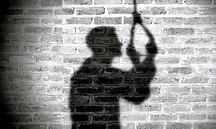 Hombre se suicida por pensar que porta coronavirus
