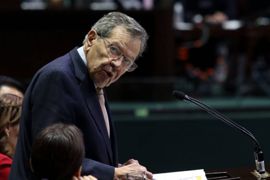 Acusa Muñoz Ledo a Mario Delgado de venganza administrativa
