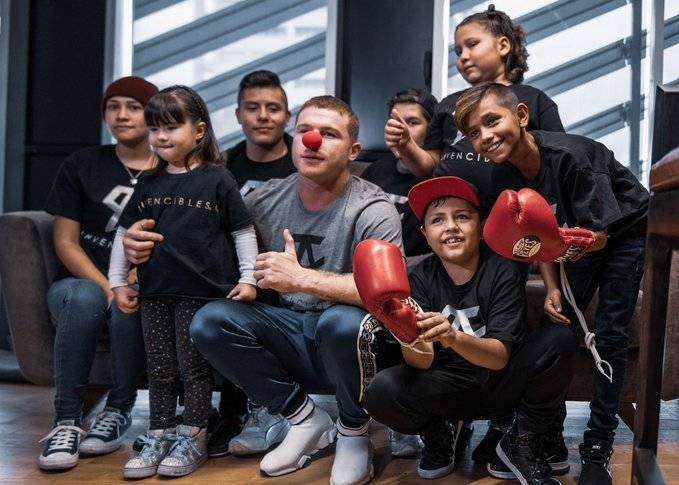 El “Canelo” Álvarez regala tratamientos para niños con cáncer
