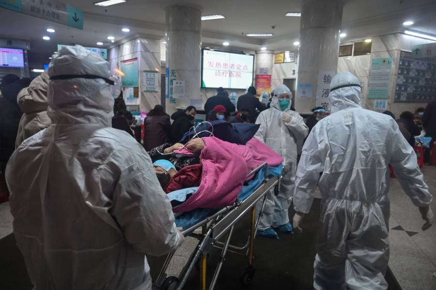 Sube a mil 765 la cifra de muertos por COVID-19 en China