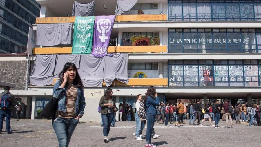 Ofrece Comisión de Legislación de UNAM reunión con mujeres organizadas de FFyL