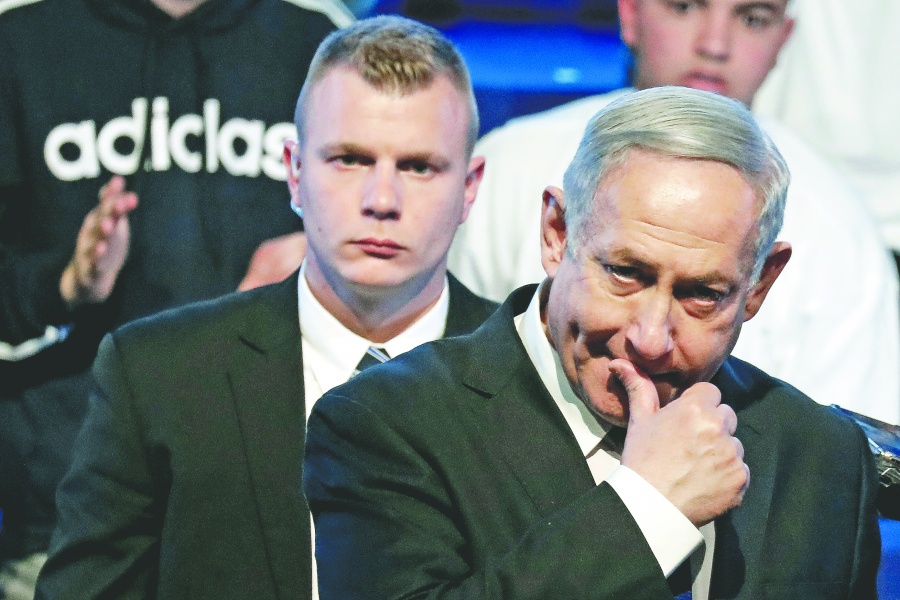 Por 3 casos de corrupción sientan  a Netanyahu en el banquillo