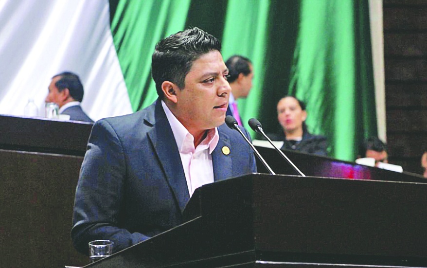 DIPUTADO GALLARDO PIDE NO POLITIZAR FEMINICIDIOS