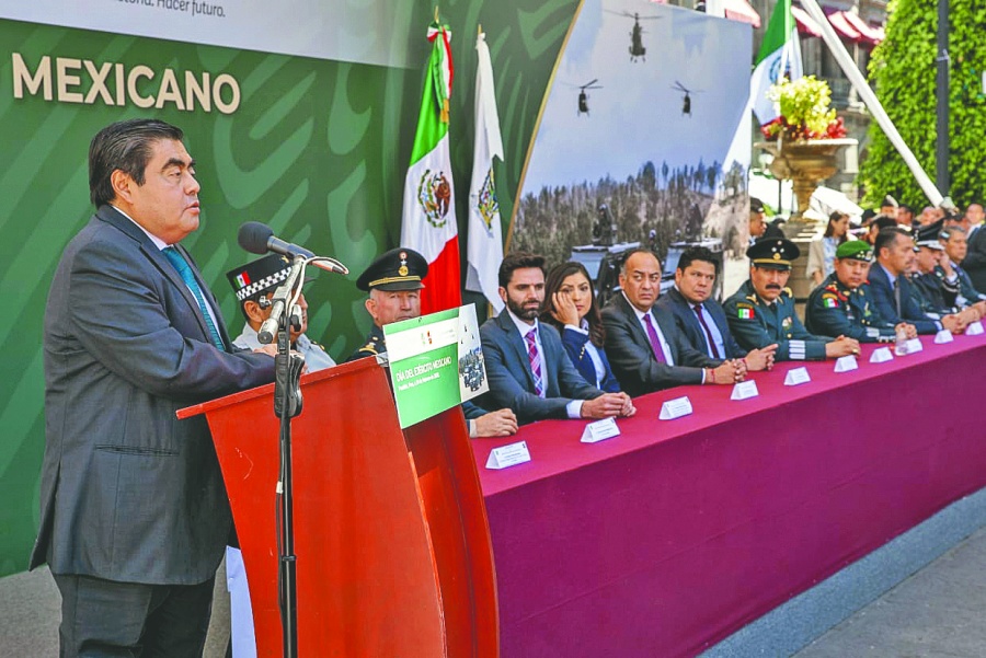 Barbosa afirma que México tiene un Ejército leal y social