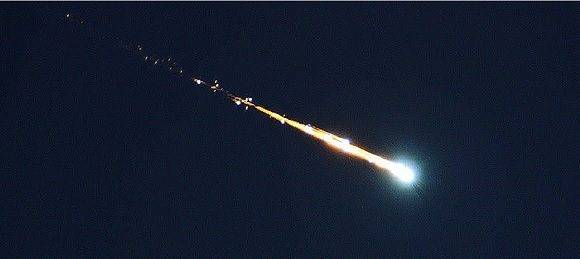 Protecci&oacute;n Civil confirma avistamiento de meteorito en cielo mexicano