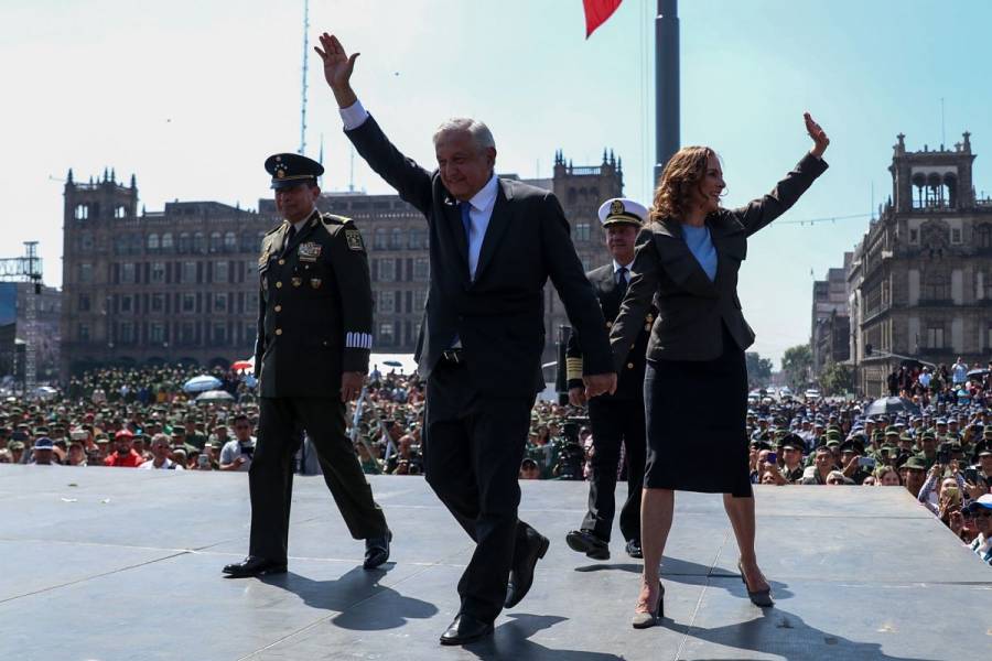 Agradece AMLO al Ejército su apoyo en pro de la Transformación