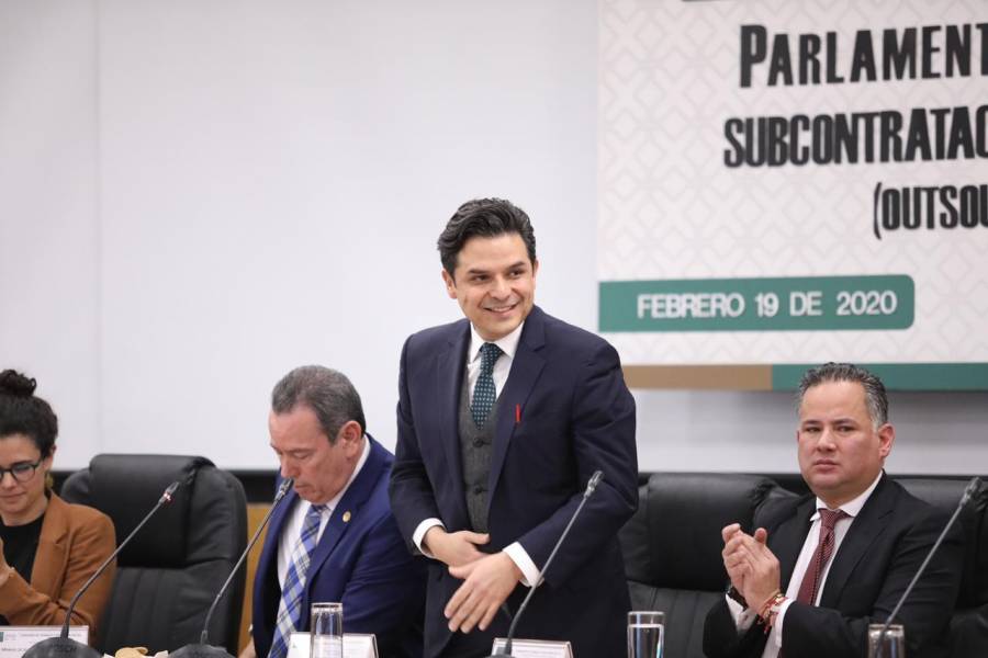 Con lo no recaudado por outsourcing se podrían comprar medicamentos: Zoé Robledo