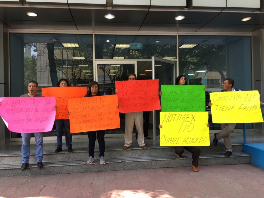 Estalla huelga en Notimex por despidos 