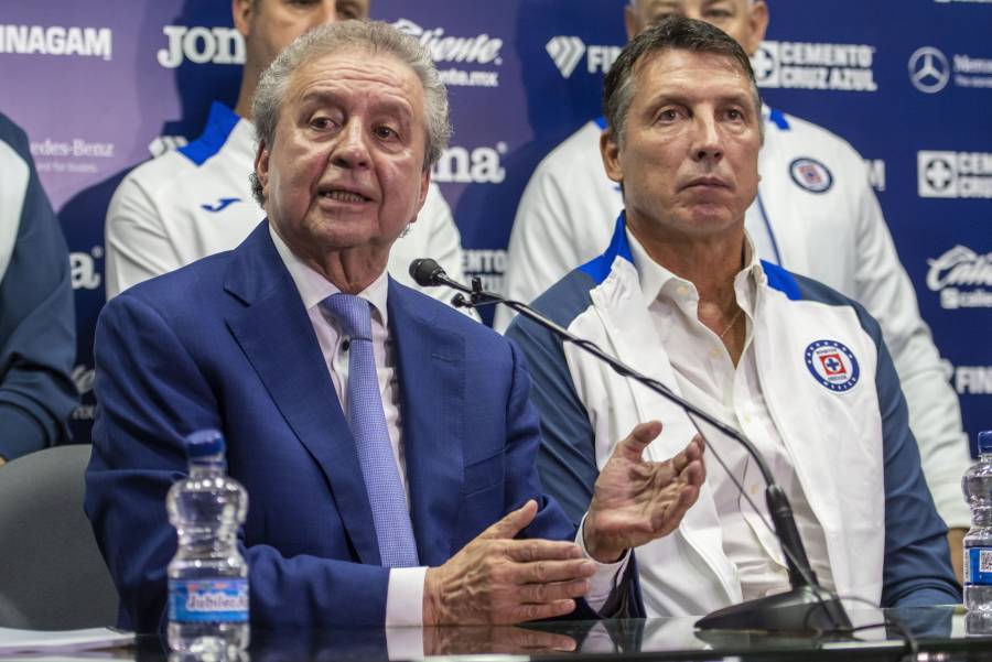 Le niegan amparo a  Víctor Garcés y sale del Cruz Azul