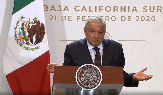 Critica López Obrador que “conservadores ahora sean feministas”