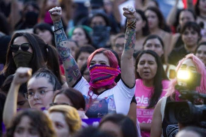 José Ramón Cossío desprestigia  a los opositores del  movimiento #UnDíaSinNosotras