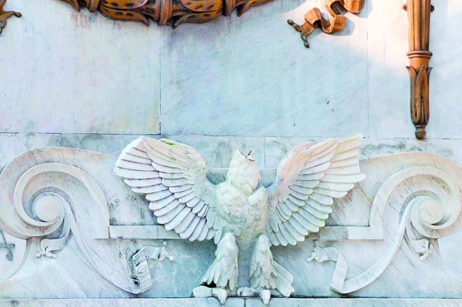 Elaboran dictamen para reparar águila 