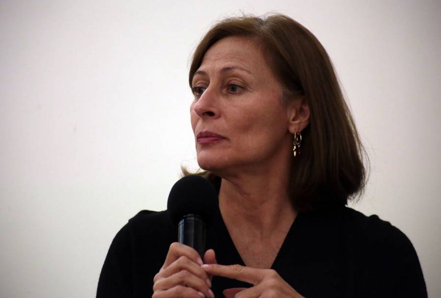 Si Calderón hubiera trabajado como tuitea, otra luna cantaría: Clouthier