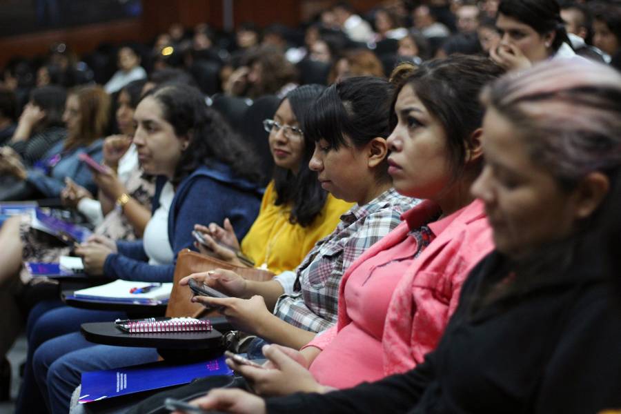 Profesor pondrá falta a alumnas que falten el 9 de marzo