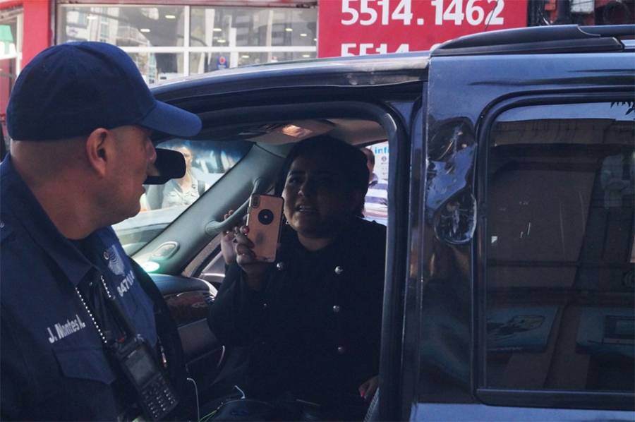 Detienen a Mario Espinoza Zetina, asesor de la senadora de Morena, Claudia Balderas