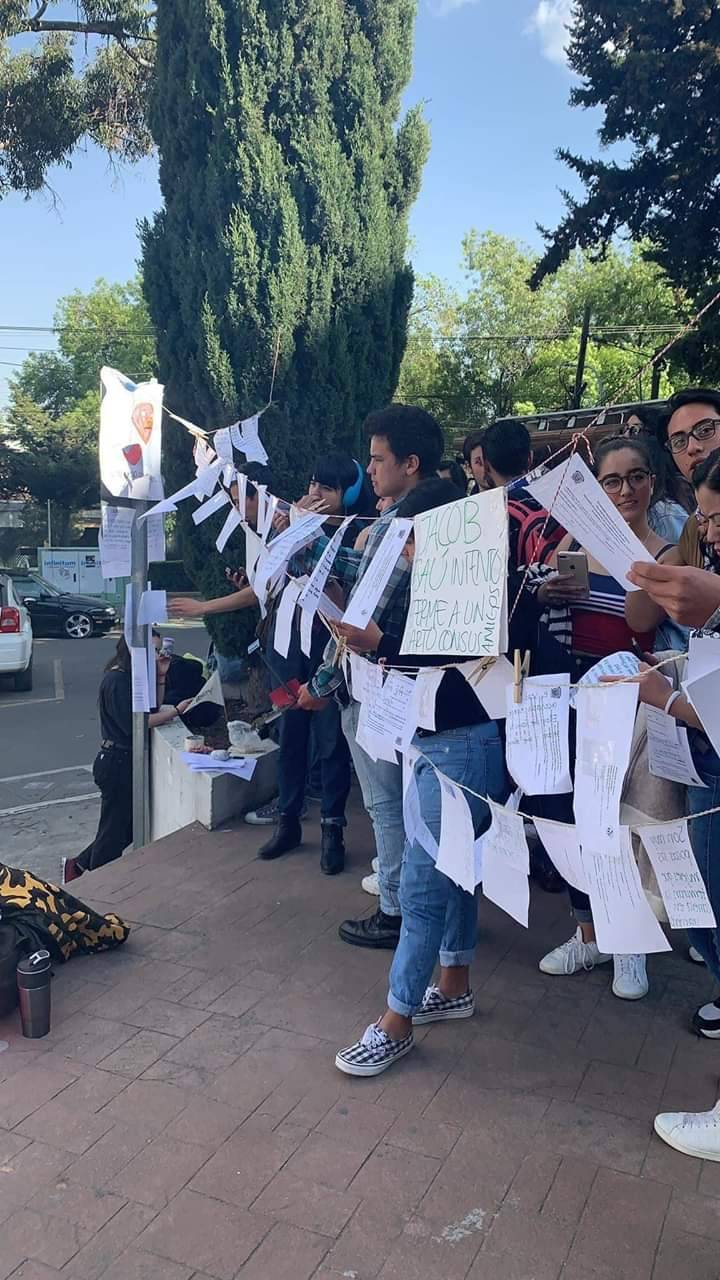 “La carne es débil” responde maestro acusado por supuesto acoso