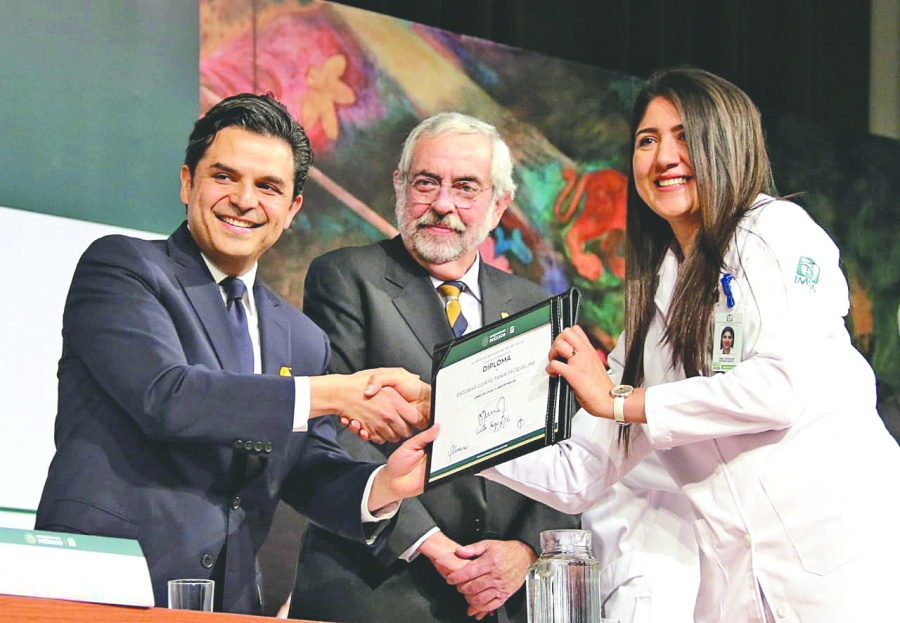 IMSS subsana d&eacute;ficit de m&eacute;dicos especialistas