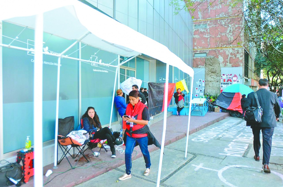 IMSS subsana d&eacute;ficit de m&eacute;dicos especialistas