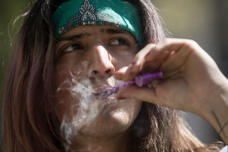 Senado ya analiza regulación de mariguana