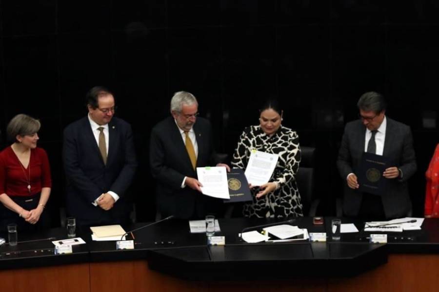 Firman convenio UNAM- Senado de la República