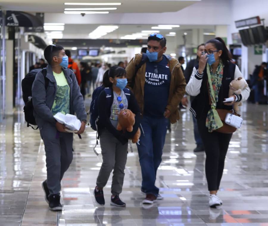 AICM aumenta medidas de prevención para evitar contagios de COVID-19