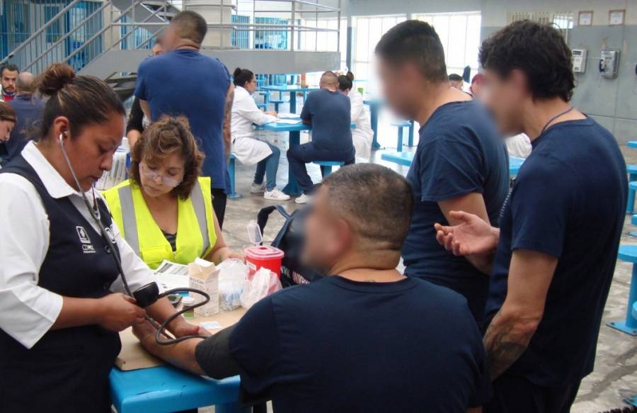 Jornada de Salud llega al Centro Varonil de Seguridad Penitenciaria II