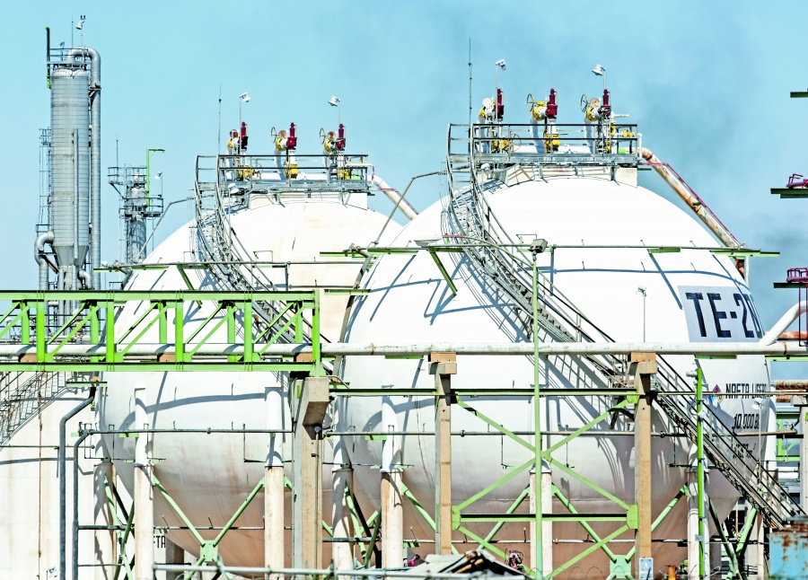 Covid19 también pegará a Pemex, especialistas 