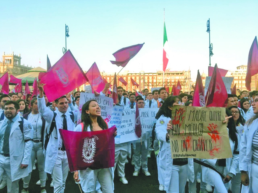 IPN y UNAM protestan por asesinatos en Puebla