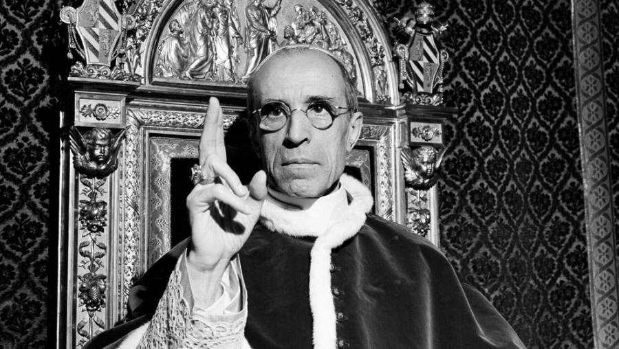 El Vaticano abre archivos sobre el controvertido Papa Pío XII