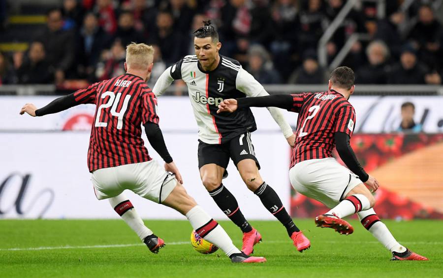 Juventus y Milán se miden por un lugar en final de Copa italiana