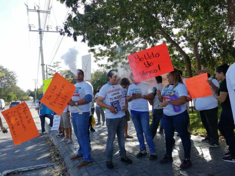 Choca Gobierno y Morena por vapeo 