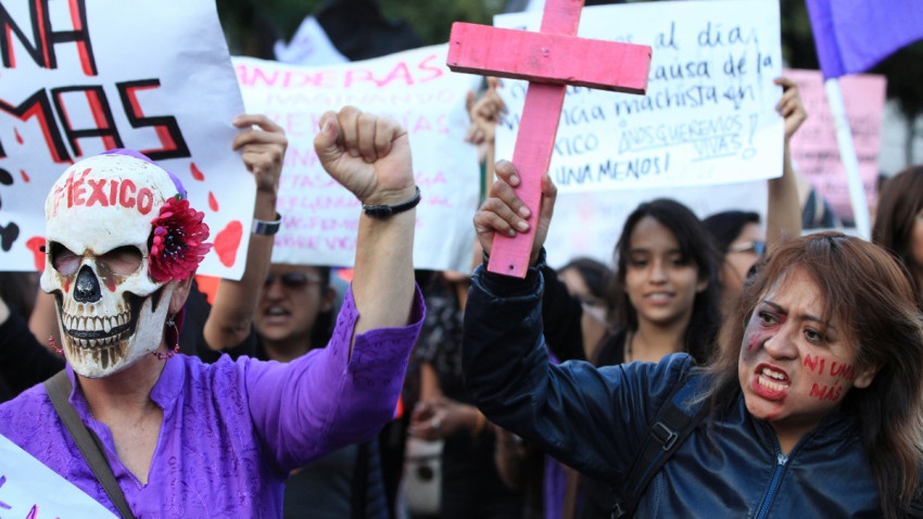 Feministas Preparan marcha del 8 de marzo