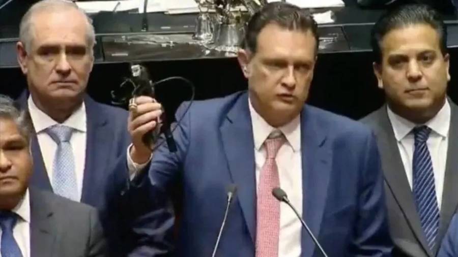Descubren presunto espionaje en la bancada del PAN en el Senado