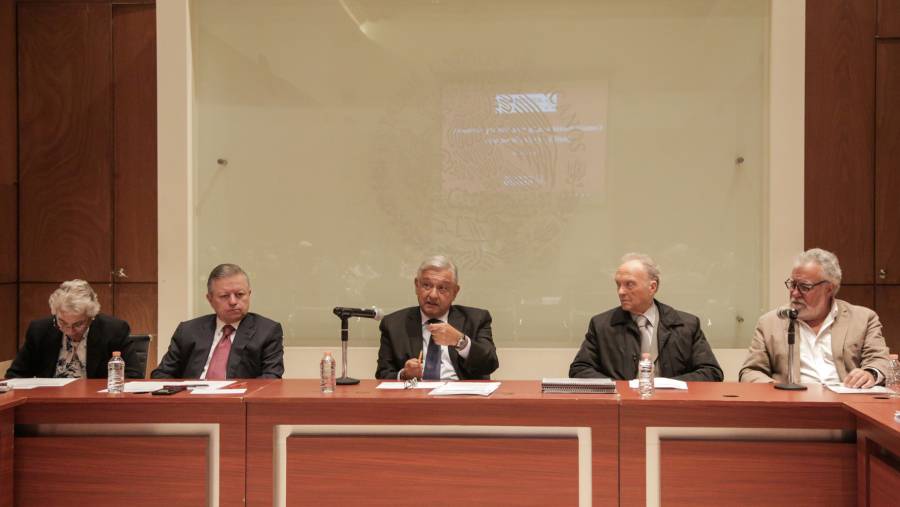 Gobierno Federal firma convenio para esclarecer Caso Ayotzinapa
