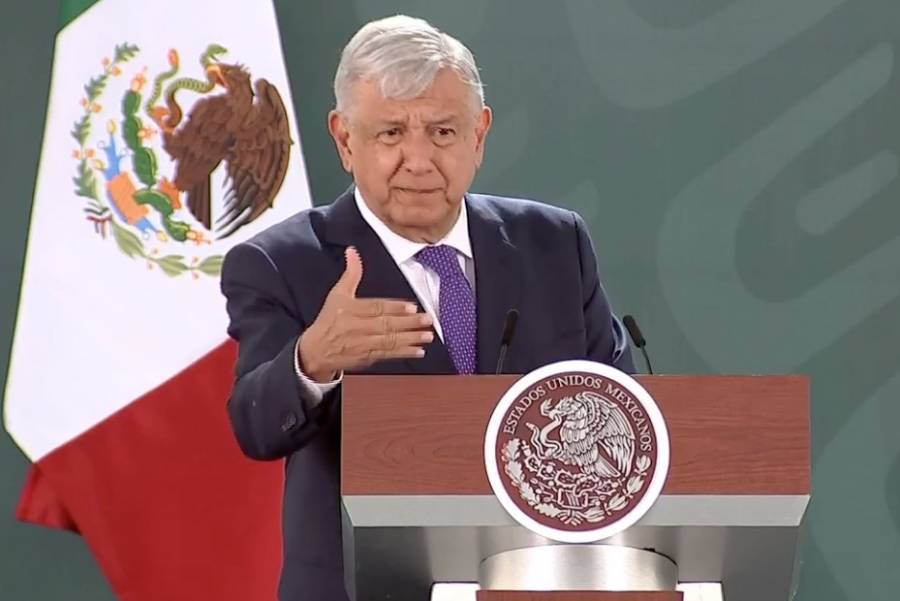 Conservadores se disfrazan de feministas: López Obrador