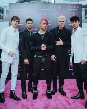 CNCO prepara canci&oacute;n con Natti Natasha