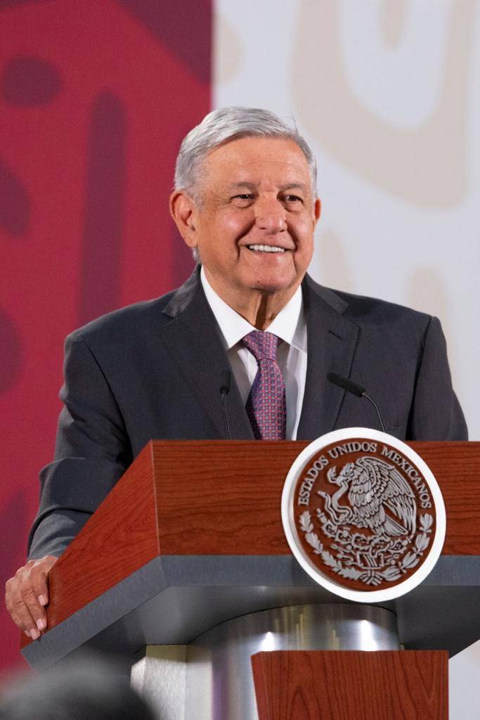 Descarta AMLO fiscalía contra feminicidios