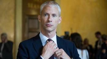 El ministro de Cultura de Francia, Franck Riester dio positivo al coronavirus